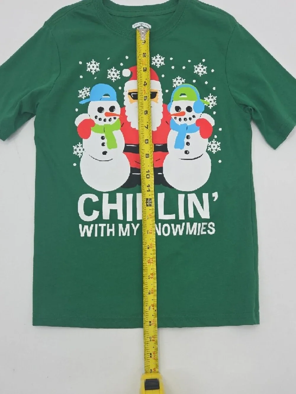 Holiday Time Green 'Chillin' With My Snowmies' Graphic Tee